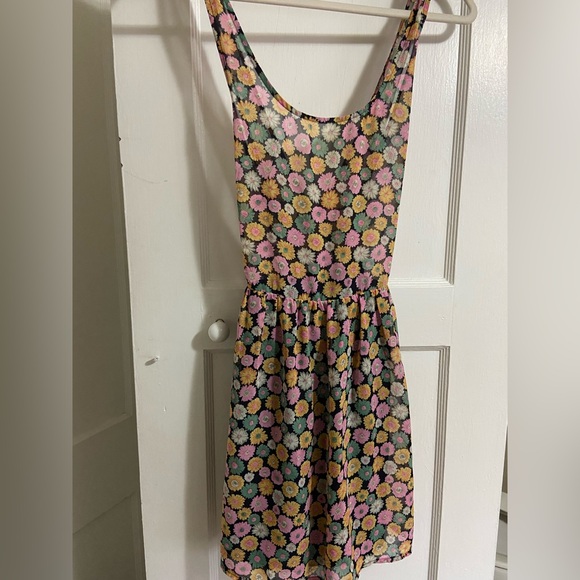 Lucca Couture Cross Back Flare Dress Colorful Daisy Tunic Top Women’s Small - Picture 1 of 16